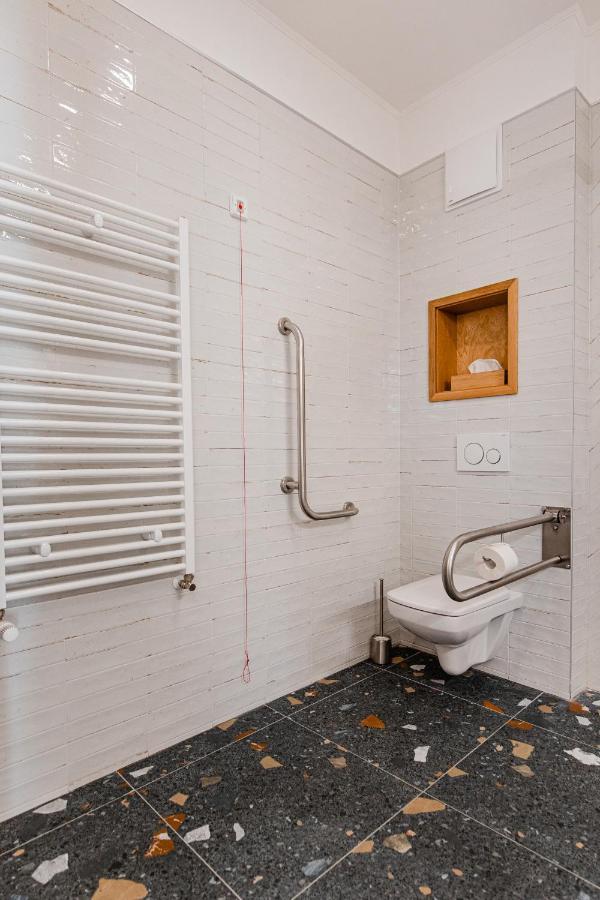 H11 Rooms אסטרגום מראה חיצוני תמונה