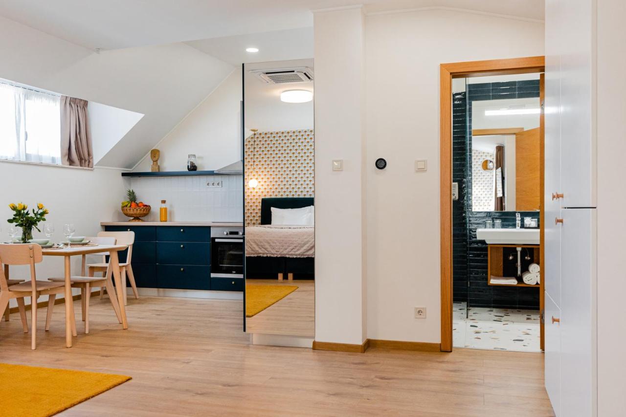 H11 Rooms אסטרגום מראה חיצוני תמונה
