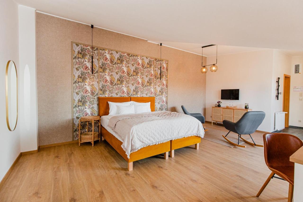 H11 Rooms אסטרגום מראה חיצוני תמונה