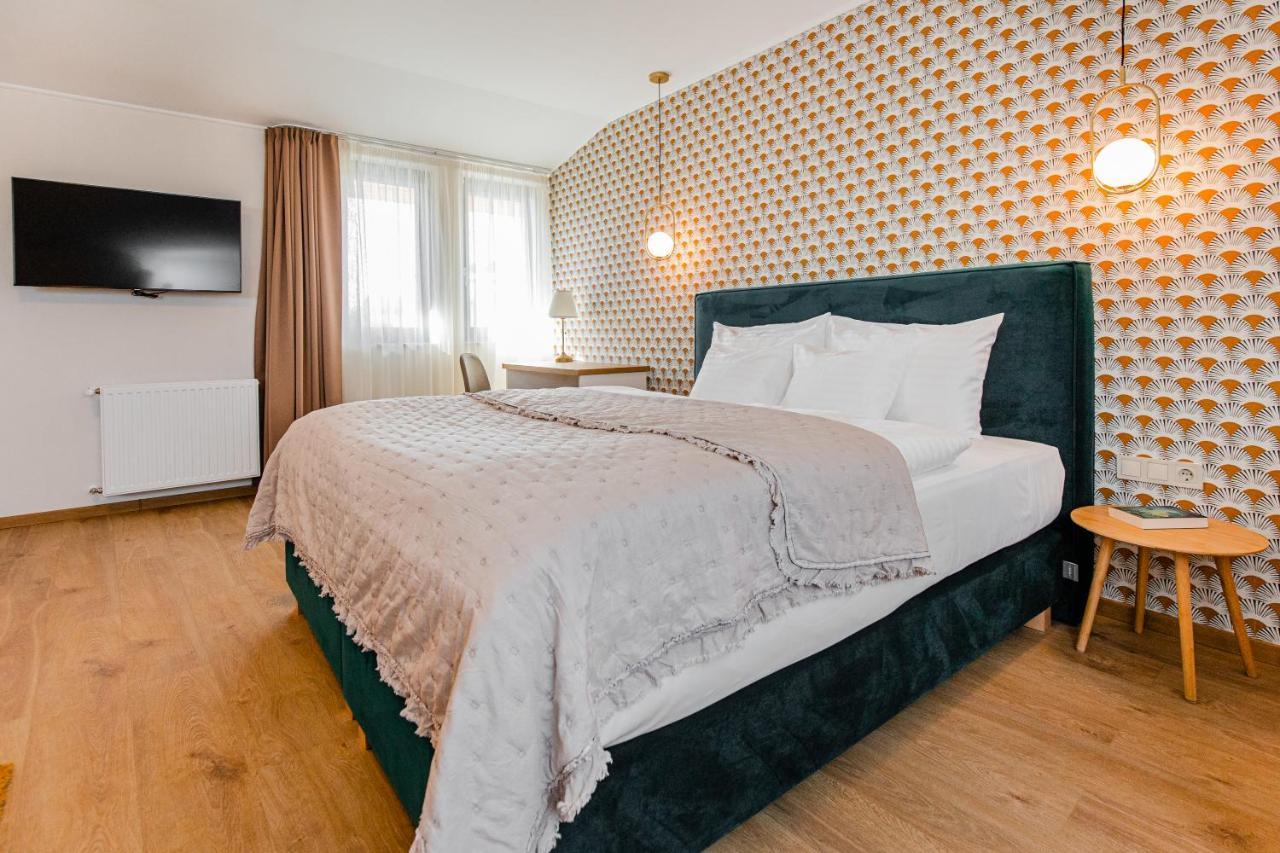 H11 Rooms אסטרגום מראה חיצוני תמונה